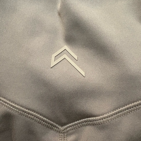 Oner Soft Motion 6” Shorts in Mocha Brown. Very soft Gym/Outdoor Shorts. - Picture 10 of 13